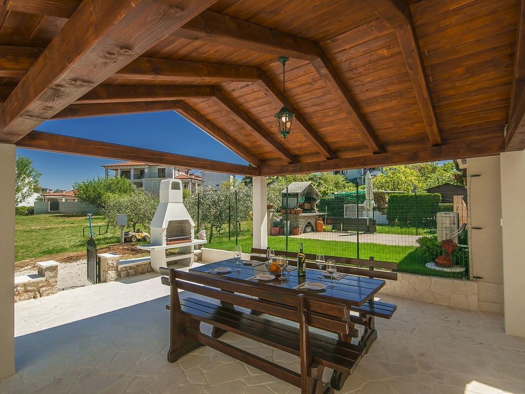 Charming Beachfront Holiday Home In פורץ חדר תמונה